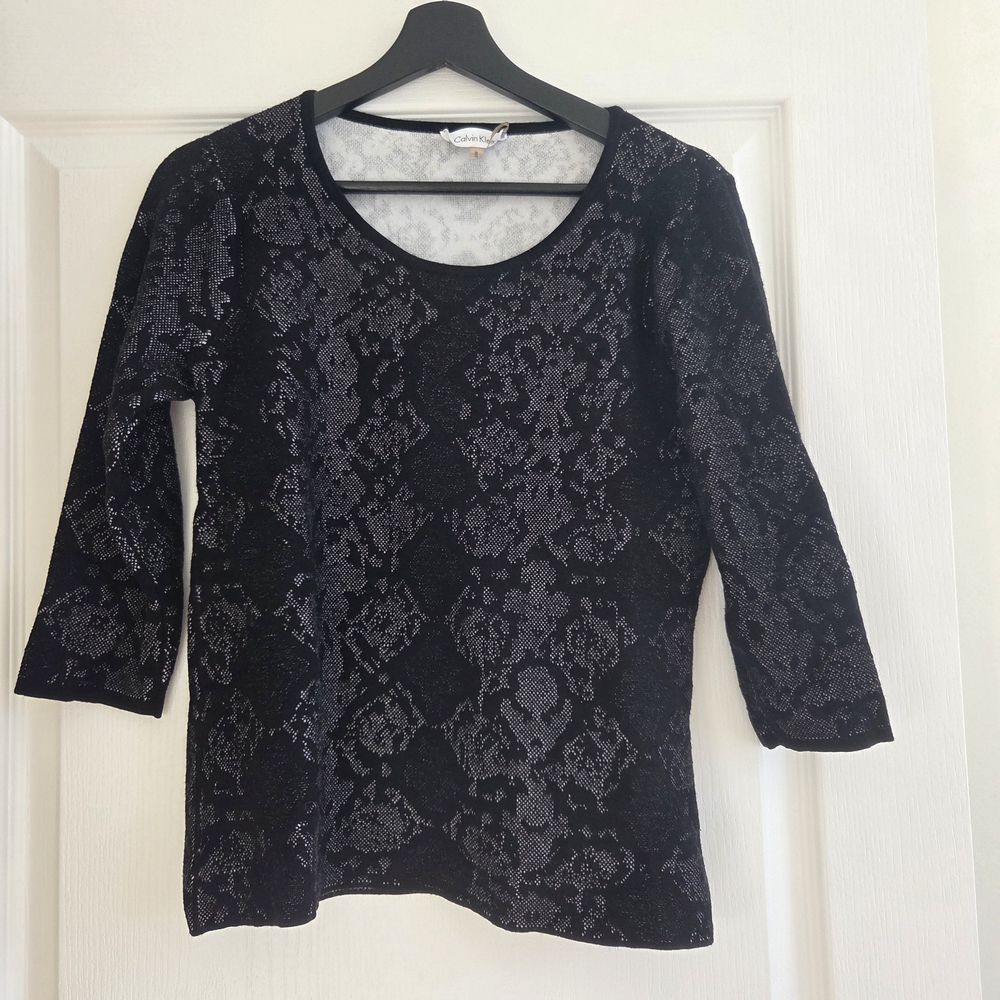 Calvin Klein Black Sweater (Lace Knit Pattern) 3/4 Sleeve Top – Women’s Size M